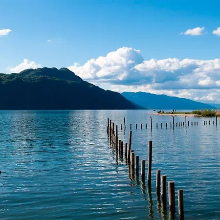 Le 110, Un Grand 2 Etoiles, Pour Faire A Pied Daire Aix-les-Bains